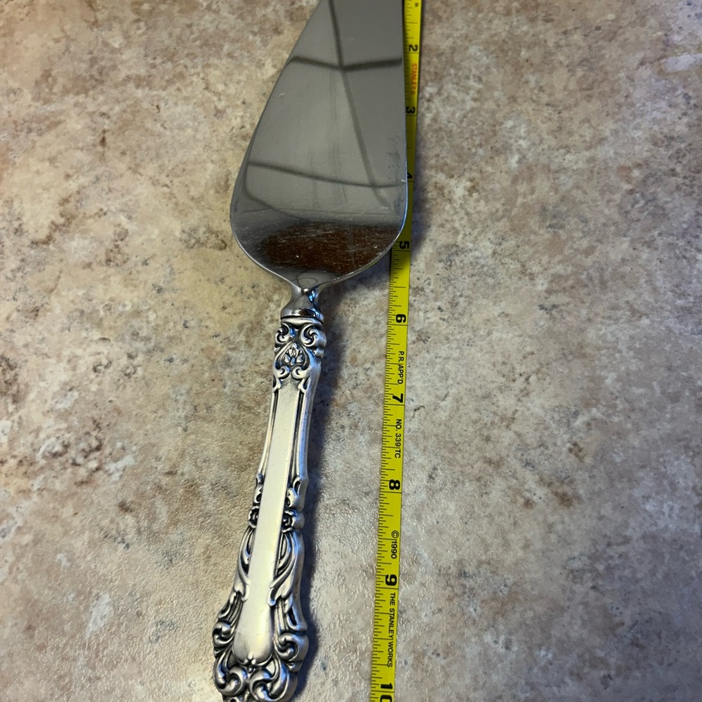 Sterling Silver HH Pie Server by Reed & Barton, 10.5", No monogram